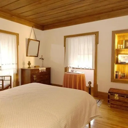 Casas De Sao Francisco Da Cha Homestay