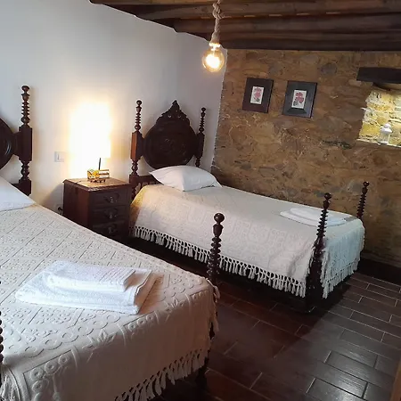 Homestay Casas De Sao Francisco Da Cha
