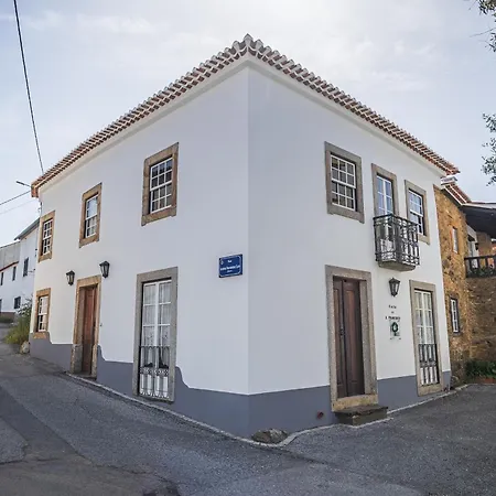 Casas De Sao Francisco Da Cha Góis