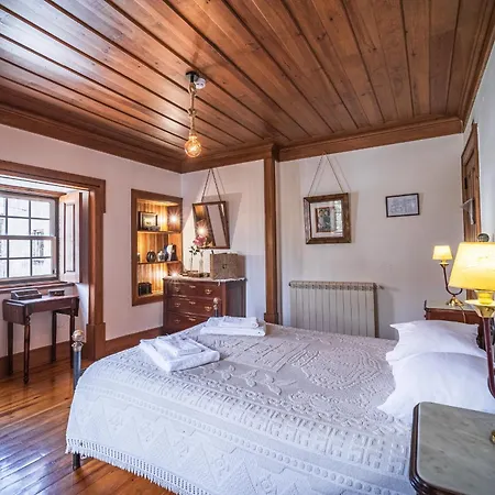 Casas De Sao Francisco Da Cha 戈伊什